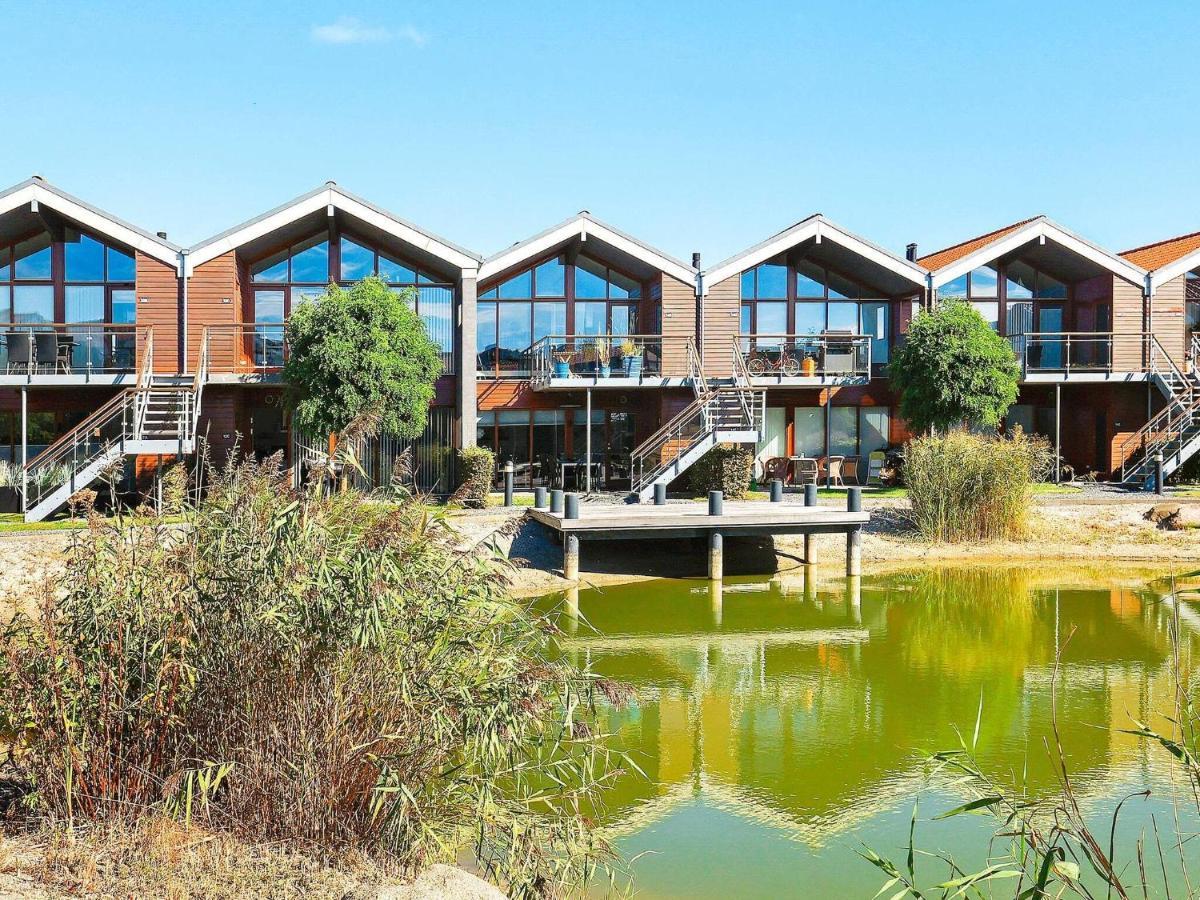 4 Person Holiday Home In 博恩瑟 外观 照片